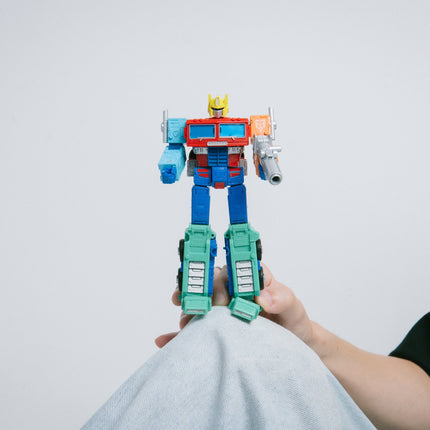 Transformers × BUMP OF CHICKEN — Convoy Figure (Multi-Color Edition) | Limited Collaboration Japan Exclusive