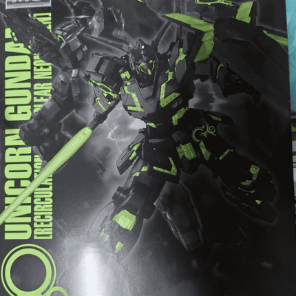 1/100 Unicorn Gundam Recirculation Color/Clear Neon Green - Picks Japan